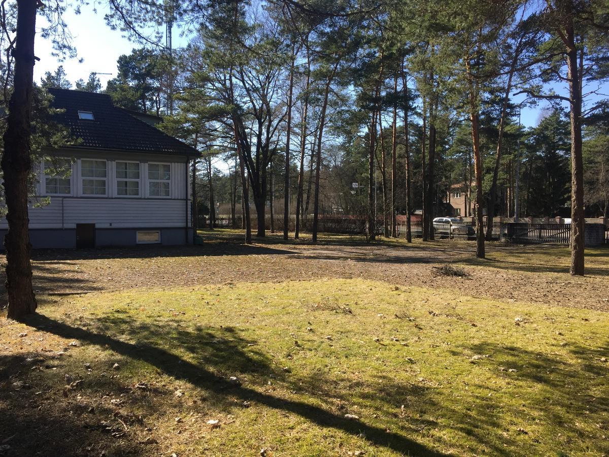 Freedom65 Hostel And Caravan Tallinn Exterior photo